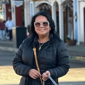 Meet your Posher, Janice